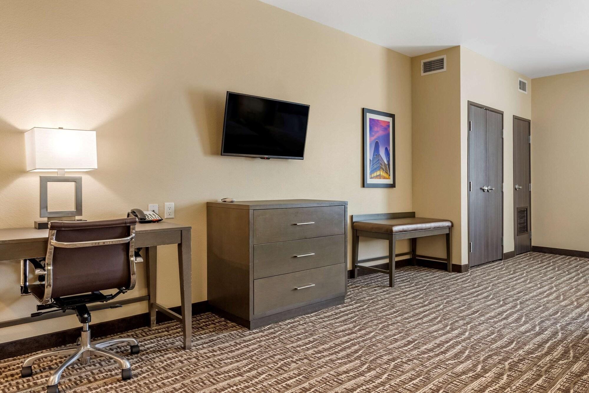 Comfort Suites Near Sam Houston Race Park Jersey Village Exteriér fotografie