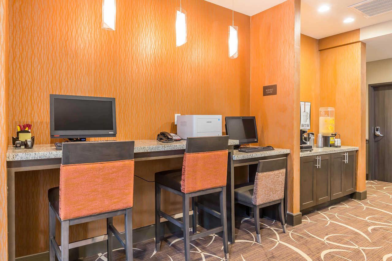 Comfort Suites Near Sam Houston Race Park Jersey Village Exteriér fotografie