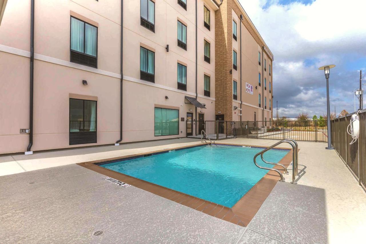 Comfort Suites Near Sam Houston Race Park Jersey Village Exteriér fotografie